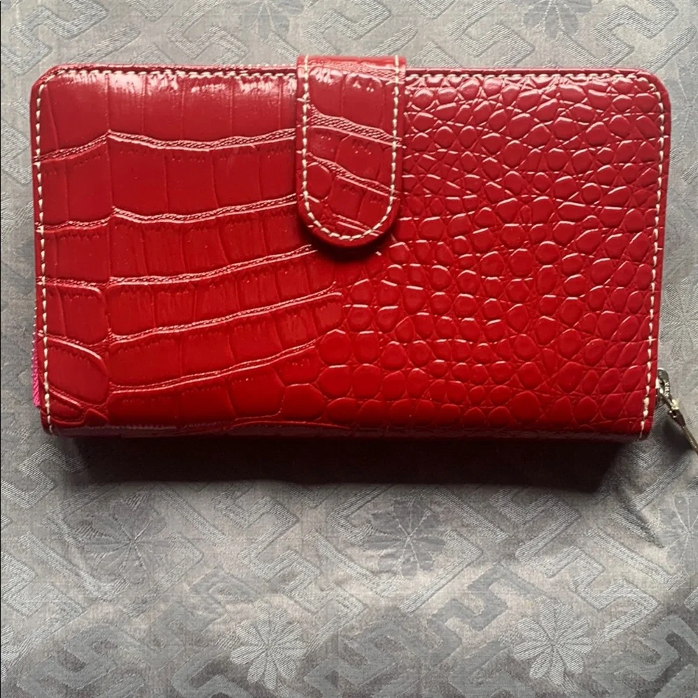 Elegant Red Crocodile-type Embossed Women's Wallet - Picture 1 of 6